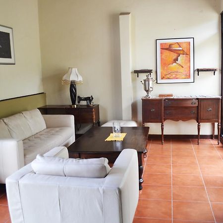Hotel Los Altos Estelí Exteriör bild