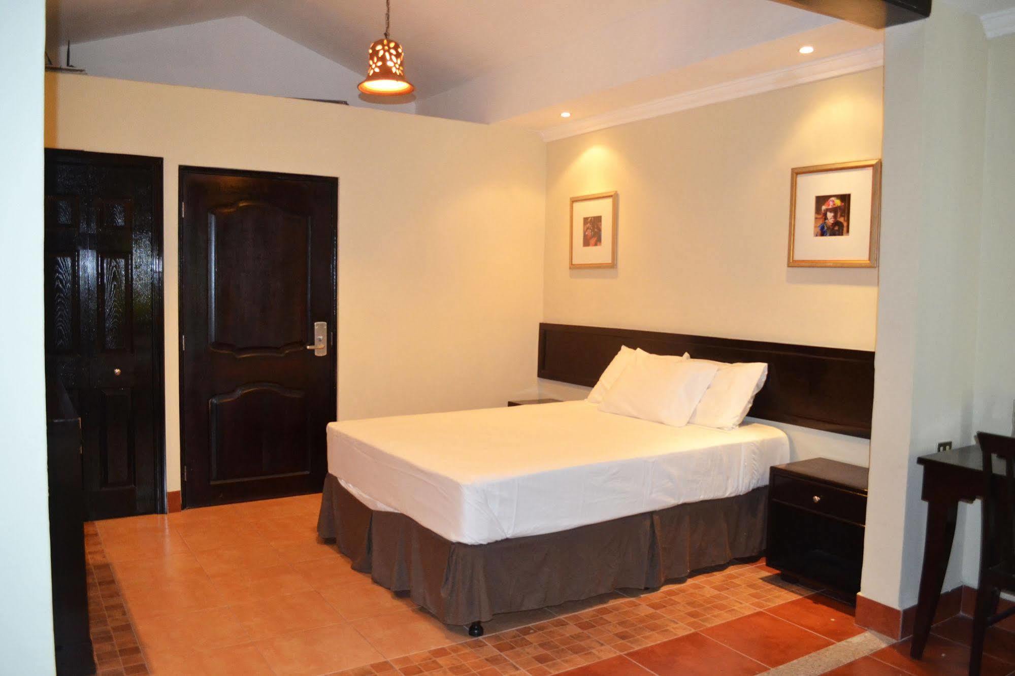 Hotel Los Altos Estelí Exteriör bild