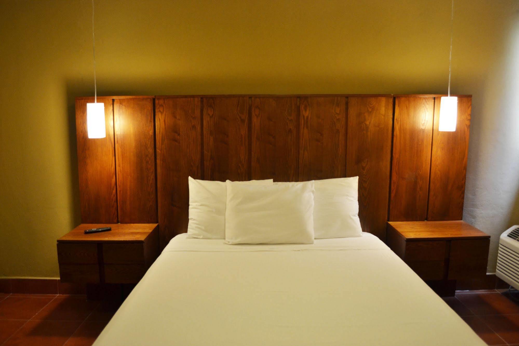 Hotel Los Altos Estelí Exteriör bild
