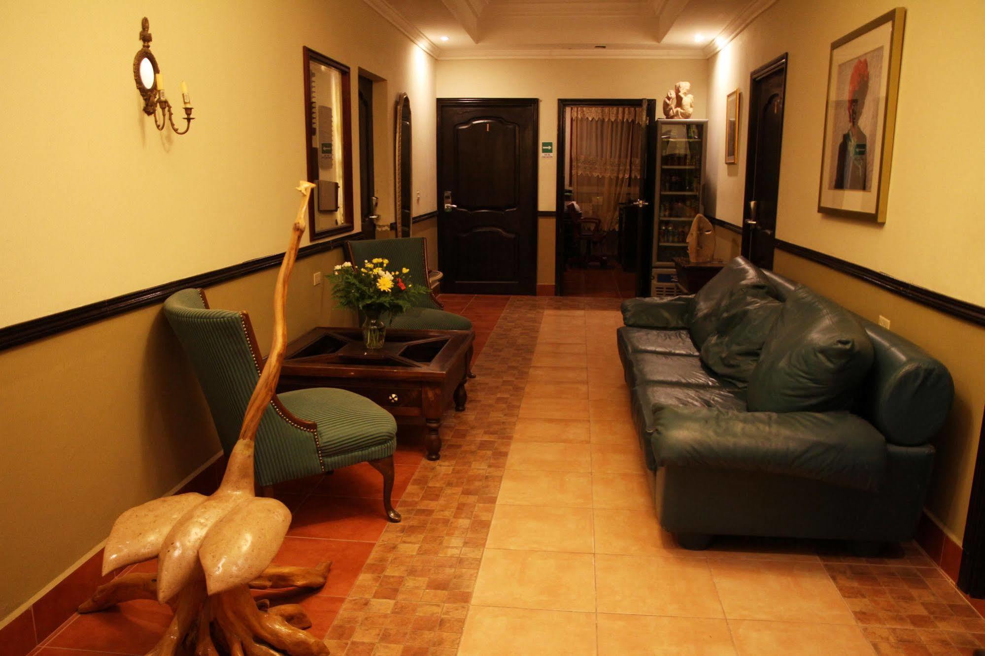 Hotel Los Altos Estelí Exteriör bild