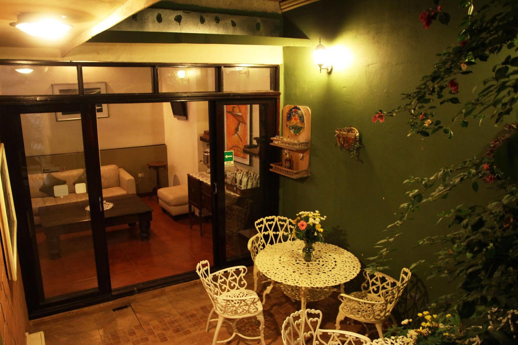 Hotel Los Altos Estelí Exteriör bild